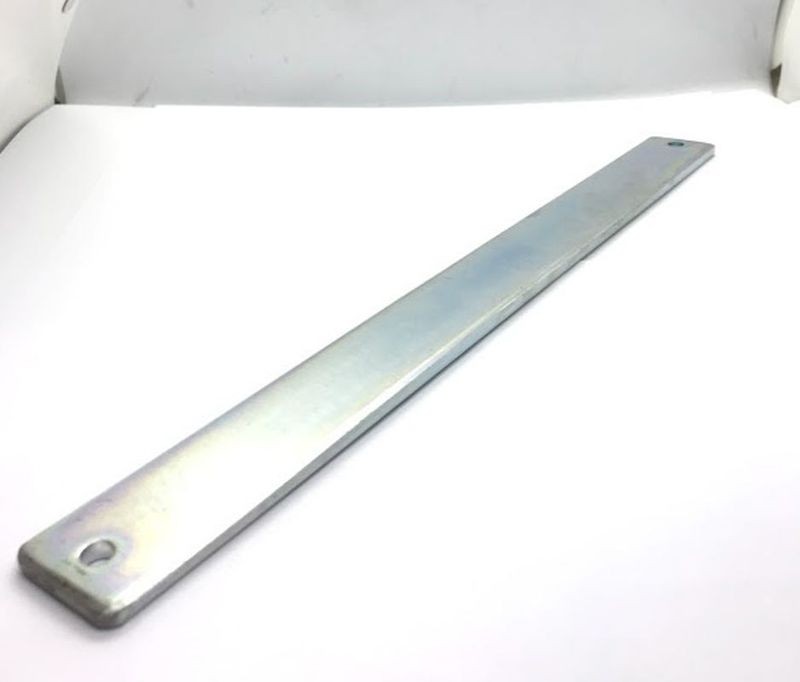 Battery hold-down clamp